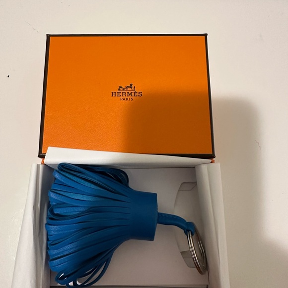 Hermès Blue Leather Tassel Keychain - Picture 8 of 9